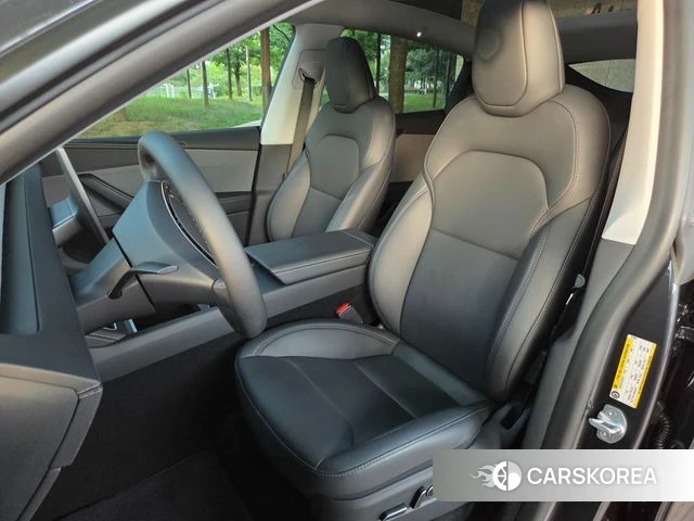 Tesla Model Y 2025 Серый из Кореи, фото 6