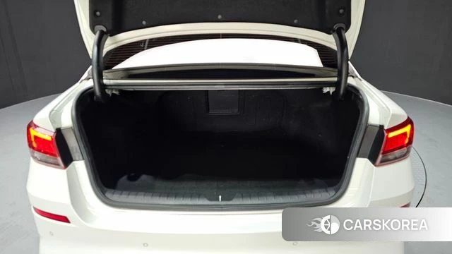 Kia The New K5 2nd generation 2018 Белый из Кореи, фото 6