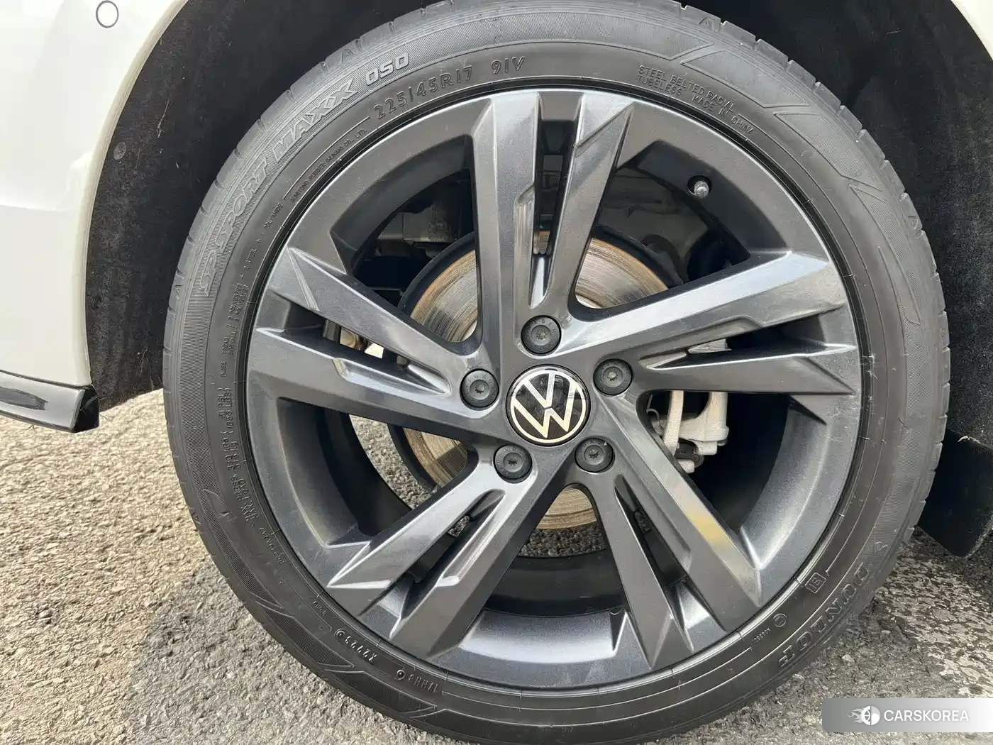 Volkswagen Golf 2024 Белый из Китая, фото 6
