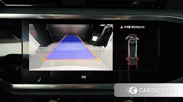 Audi Q3 (F3) 2023 Белый из Кореи, фото 6