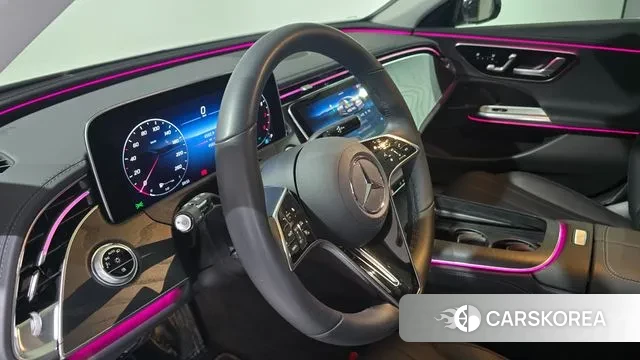 Mercedes-Benz E-Class W214 2025 Белый из Кореи, фото 6