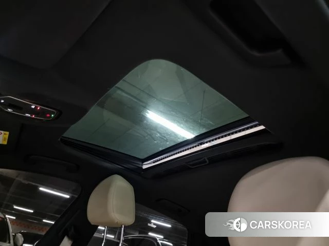 Audi A4 (B9) 2023 Черный из Кореи, фото 6