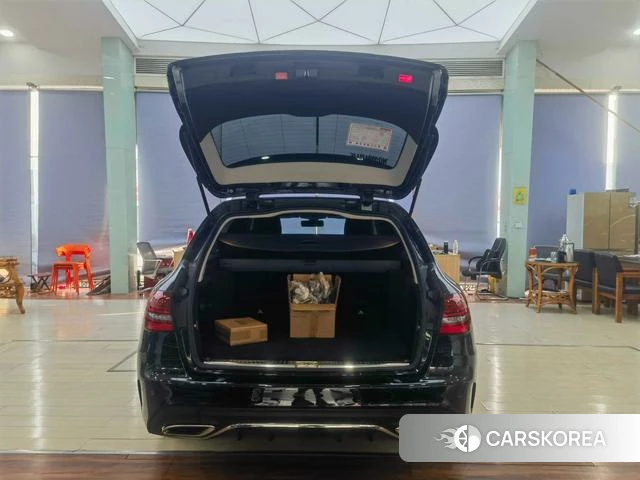 Mercedes-Benz Class C (imported) 2021 Черный из Китая, фото 6