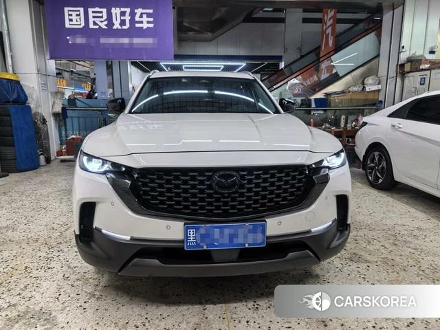 Mazda CX-50 line also 2023 Белый из Китая, фото 6