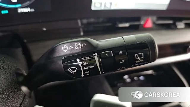 Kia Sportage 5th Generation Hybrid 2023 Белый из Кореи, фото 6