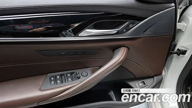 BMW 5 Series (G30) id 2703783 из Кореи 6