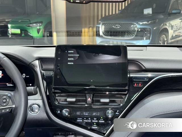 Toyota Camry 2023 Серебристо-серый из Китая, фото 6