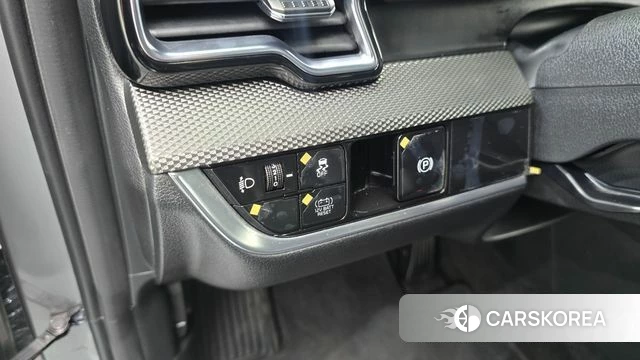 Kia Sportage 5th Generation Hybrid 2022 Серебряный из Кореи, фото 6