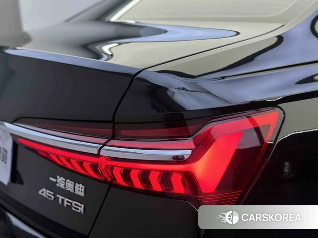 Audi A6L 2021 Черный из Китая, фото 6