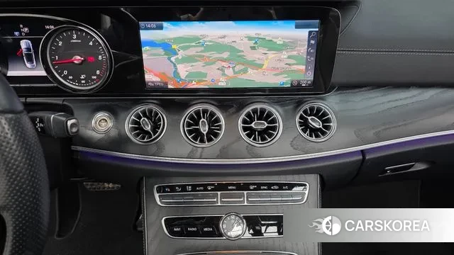 Mercedes-Benz E-Class W213 2018 Белый из Кореи, фото 6