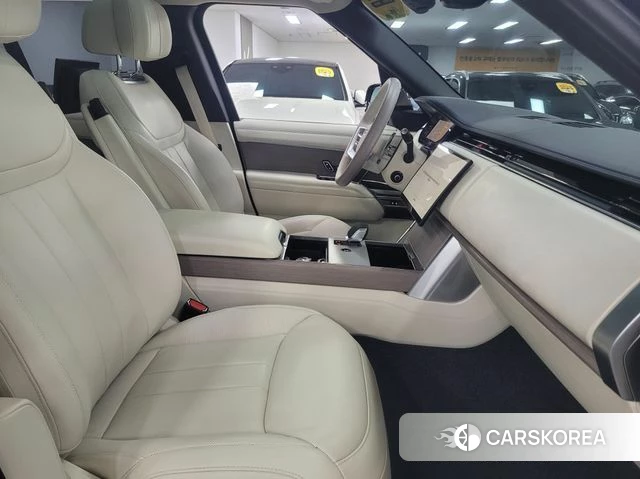 Land Rover Range Rover 5th Generation 2025 Черный из Кореи, фото 6