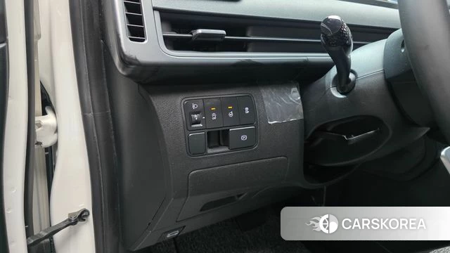 Hyundai Staria 2022 Белый из Кореи, фото 6