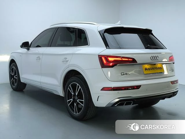 Audi Q5L 2023 Белый из Китая, фото 6