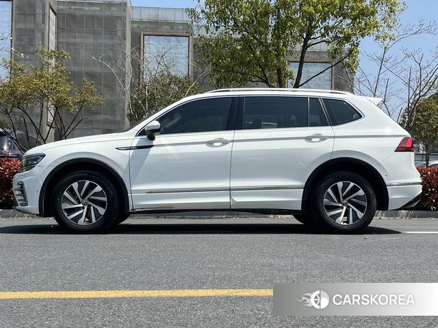 Volkswagen Tiguan L PHEV 2021 Белый из Китая, фото 6