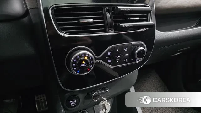 Renault Korea (Samsung) Clio 2019 Белый из Кореи, фото 6