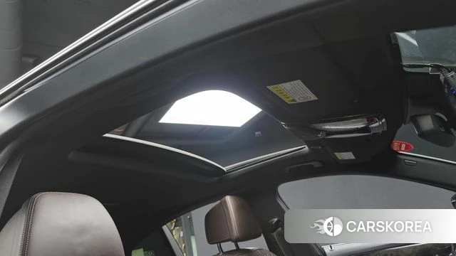 BMW 5 Series (G30) 2018 Белый из Кореи, фото 6