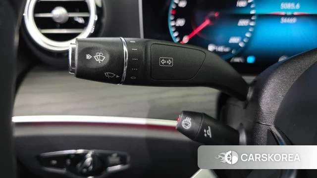 Mercedes-Benz E-Class W213 2023 Белый из Кореи, фото 6