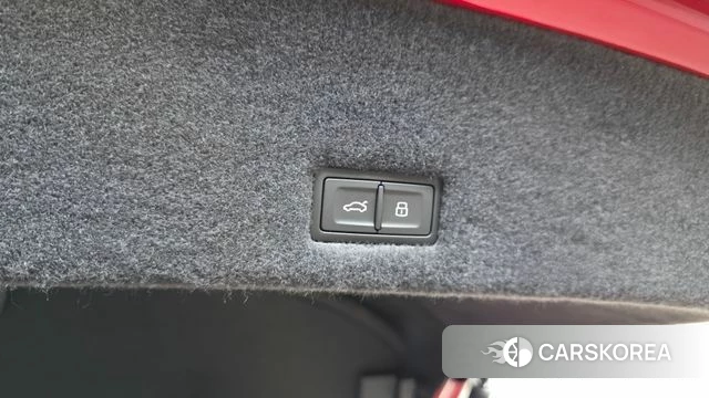 Lamborghini Urus 2024 Красный из Кореи, фото 6