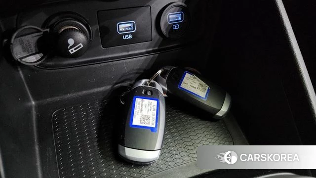 Hyundai Venue 2020 Красный из Кореи, фото 6