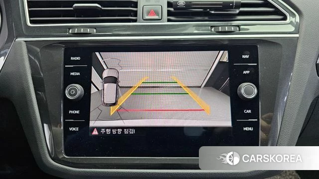 Volkswagen Tiguan second Generation 2020 Белый из Кореи, фото 6