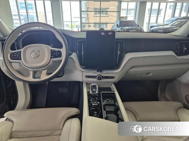 Volvo XC60 second Generation 2026 Черный из Кореи, фото 6