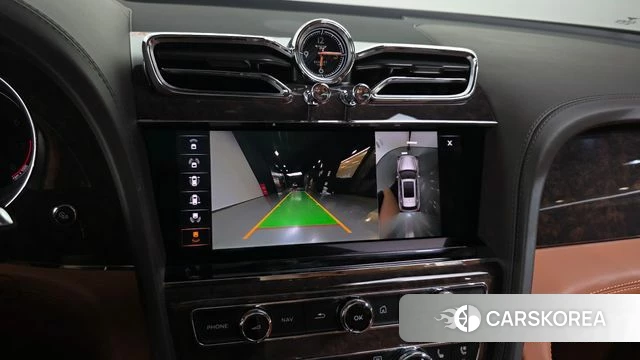 Bentley Bentayga 2022 Белый из Кореи, фото 6