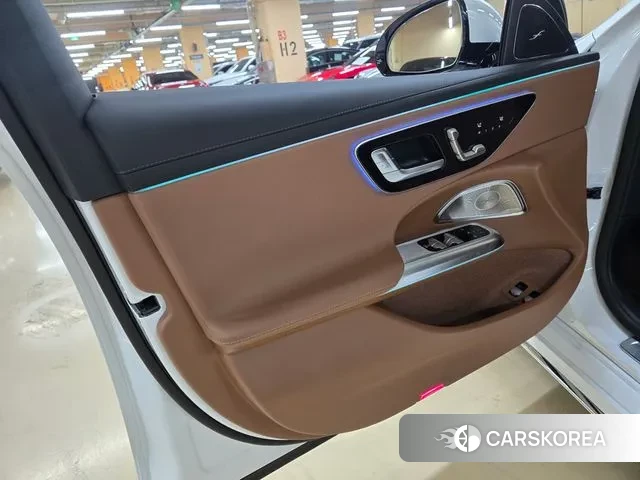 Mercedes-Benz E-Class W214 2025 Белый из Кореи, фото 6