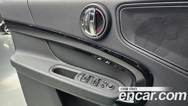 Mini Cooper Countryman 2023 Зеленый из Кореи, фото 6