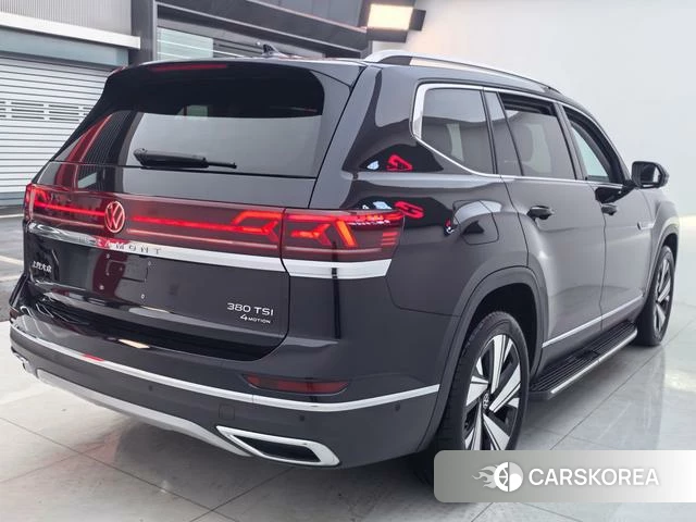 Volkswagen Tourang 2024 Черный из Китая, фото 6