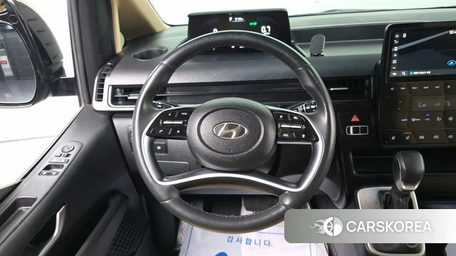 Hyundai Staria 2023 Черный из Кореи, фото 6