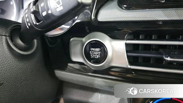 Kia Seltos 2019 Белый из Кореи, фото 6