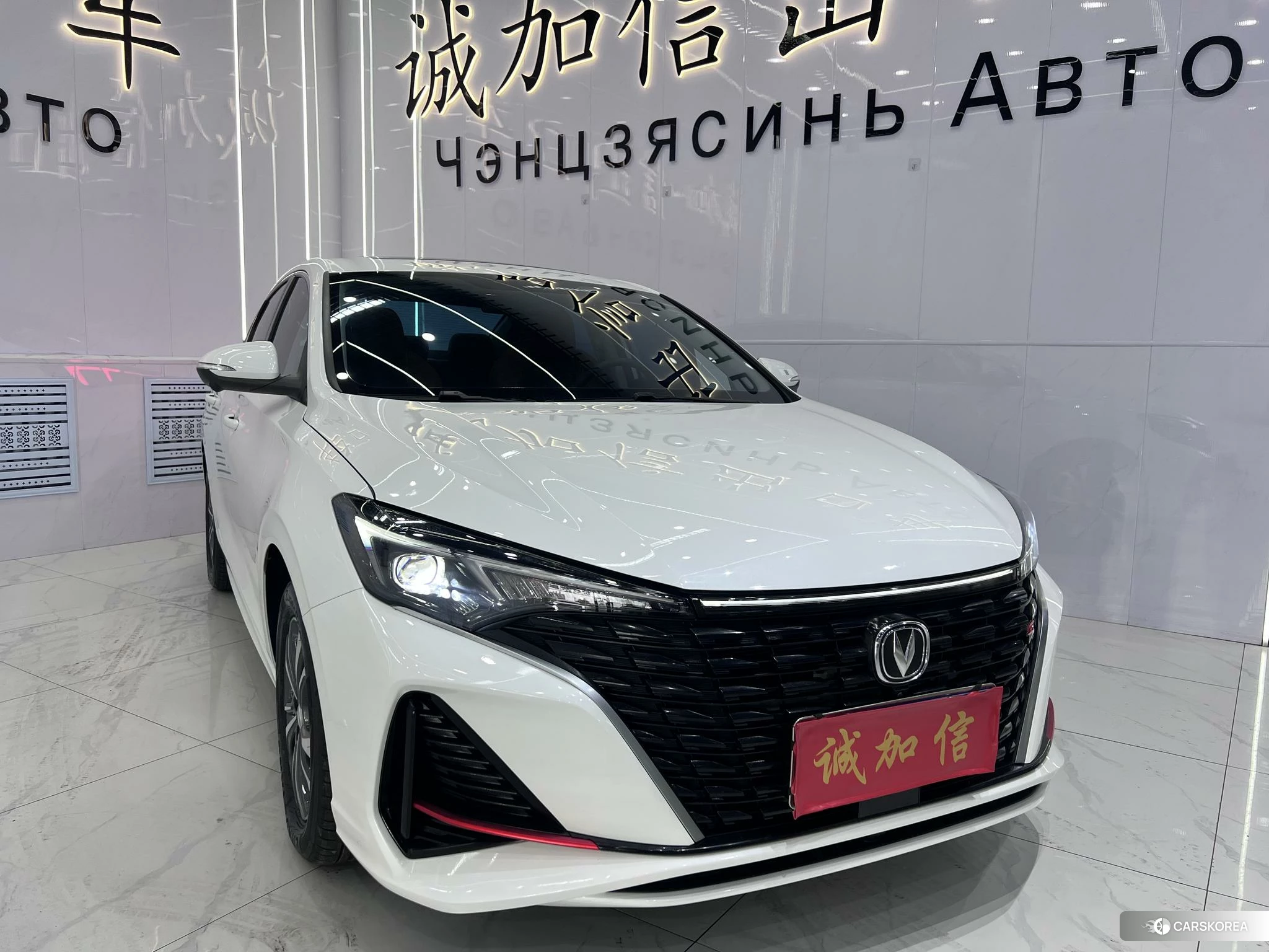 Chang'an Yidong 2022 Белый из Китая, фото 6