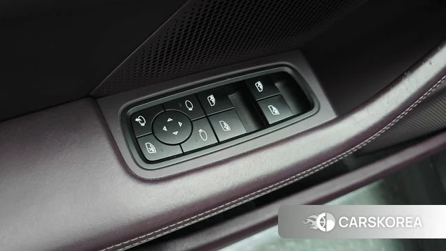 Porsche Taycan 2022 Черный из Кореи, фото 6