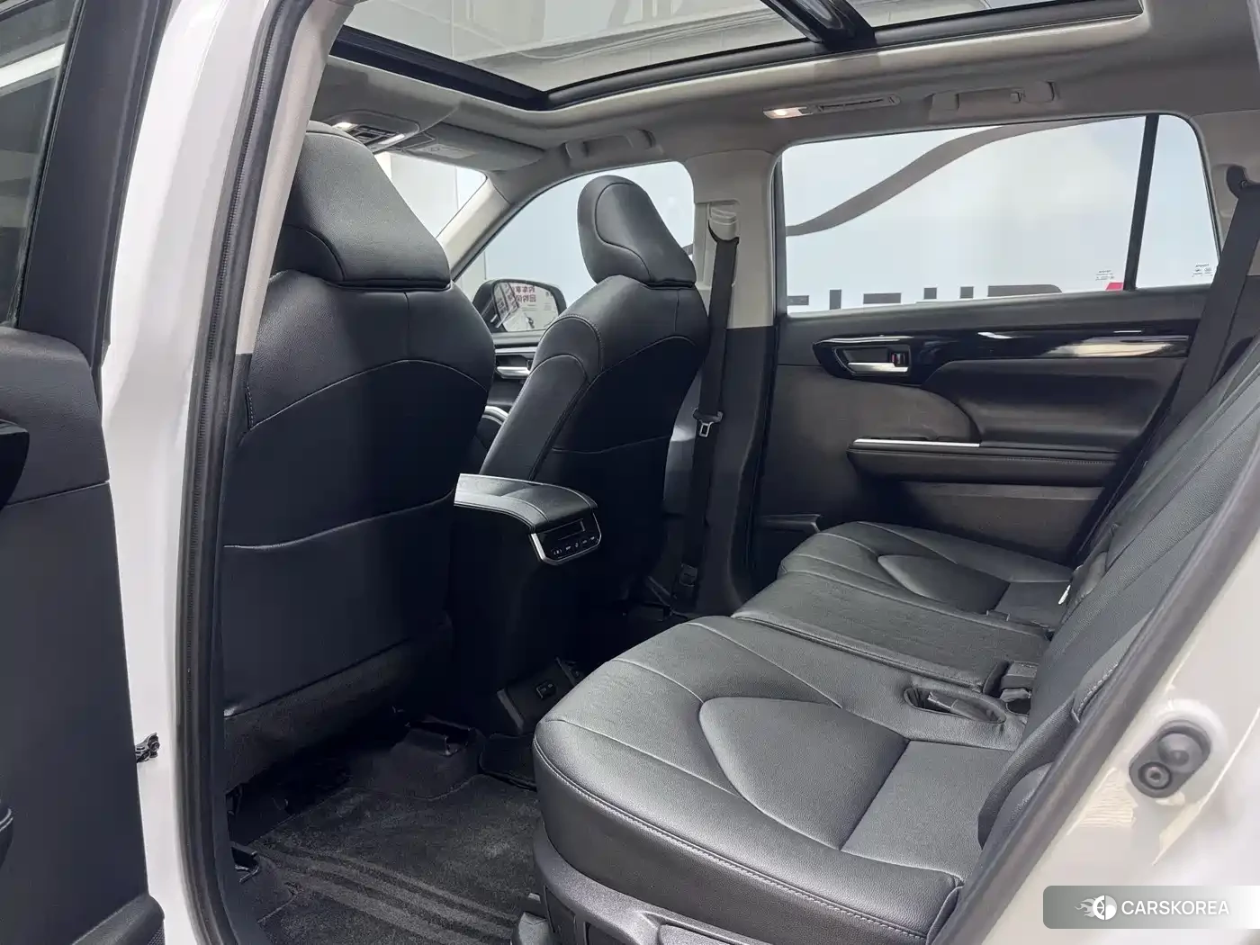 Toyota Highlander 2024 Белый из Китая, фото 6