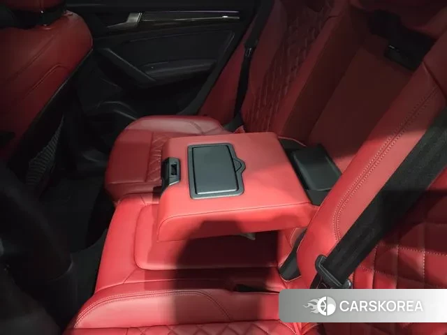 Audi SQ5 (FY) 2023 Светло-зеленый из Кореи, фото 6