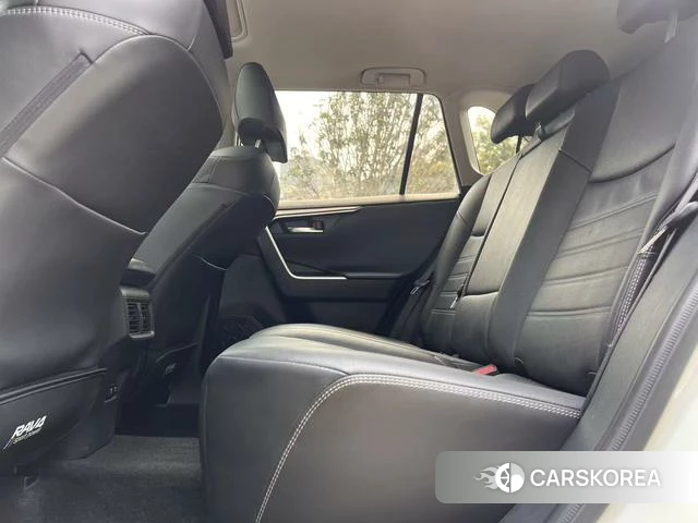Toyota RAV4 Rongfang 2021 Белый из Китая, фото 6