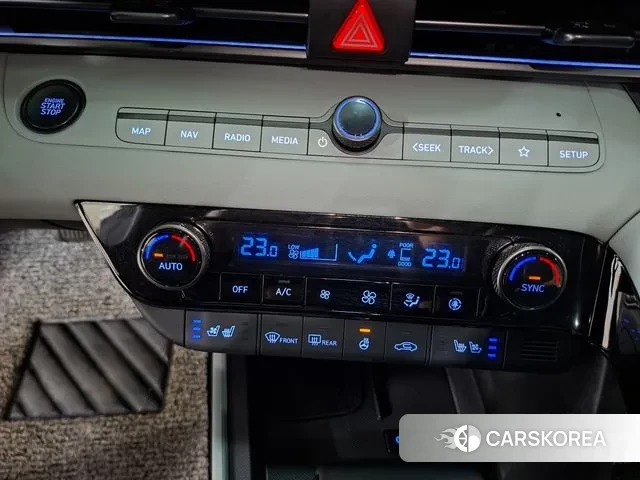 Hyundai The New Avante (CN7) 2024 Белый из Кореи, фото 6