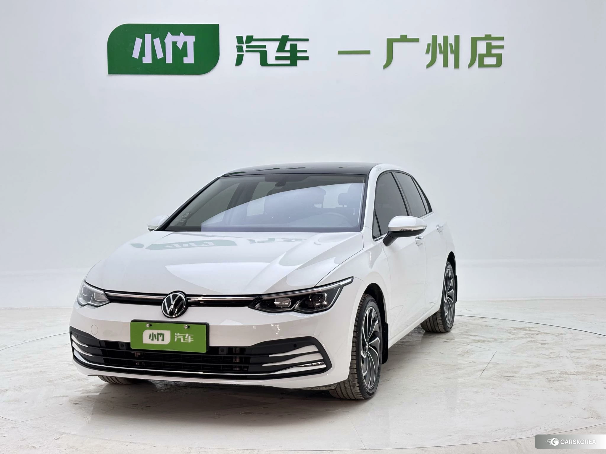 Volkswagen Golf 2023 Белый из Китая, фото 6