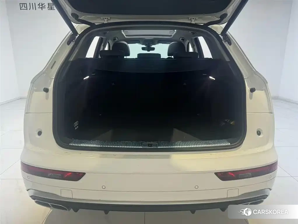 Audi Q5L 2022 Белый из Китая, фото 6