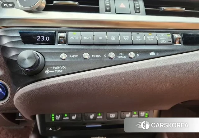 Lexus ES300h 7th generation 2019 Серый из Кореи, фото 6