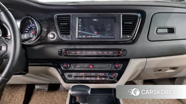 Kia The New Carnival 2019 Белый из Кореи, фото 6