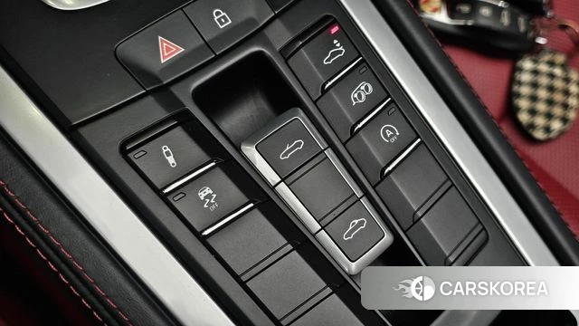 Porsche 718 Boxster 2023 Белый из Кореи, фото 6