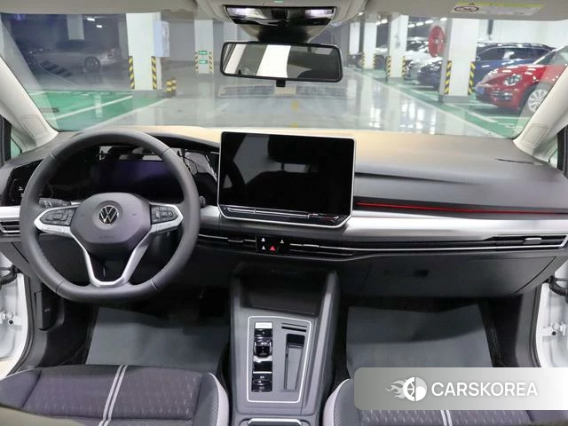 Volkswagen Golf 2025 Белый из Китая, фото 6