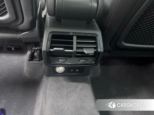 Audi Q3 2021 Красный из Китая, фото 6