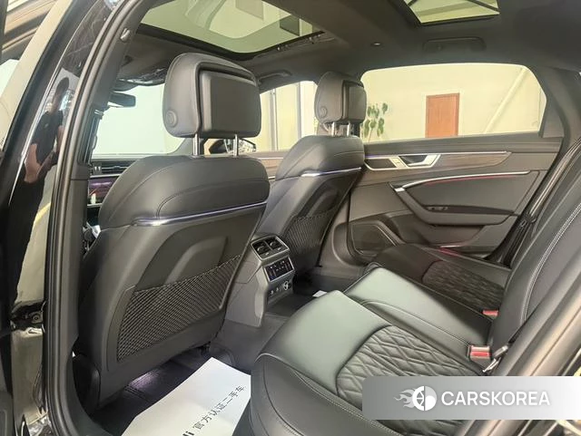 Audi A6L 2025 Черный из Китая, фото 6