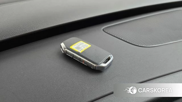 Kia Carnival 4th generation 2023 Белый из Кореи, фото 6
