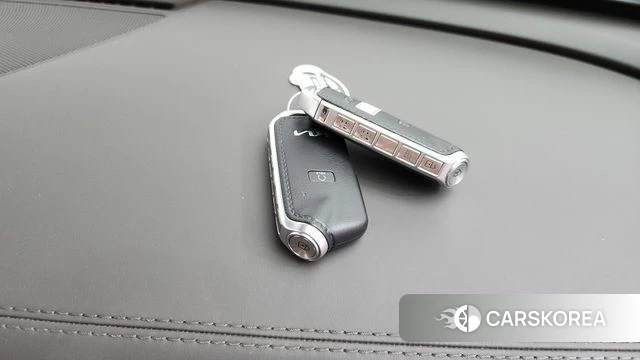 Kia The New K9 2nd generation 2022 Белый из Кореи, фото 6