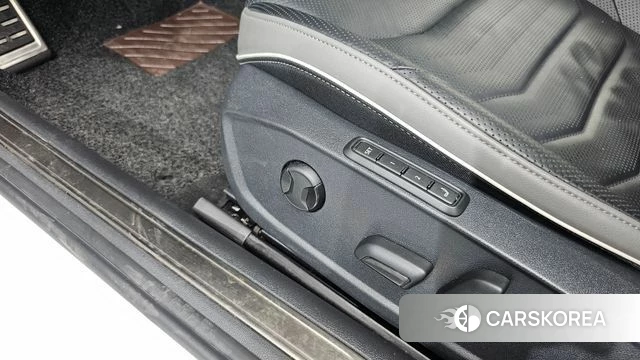 Volkswagen Arteon 2022 Белый из Кореи, фото 6
