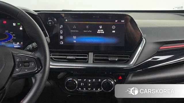 Chevrolet (GM Daewoo) Trax Crossover 2023 Белый из Кореи, фото 6