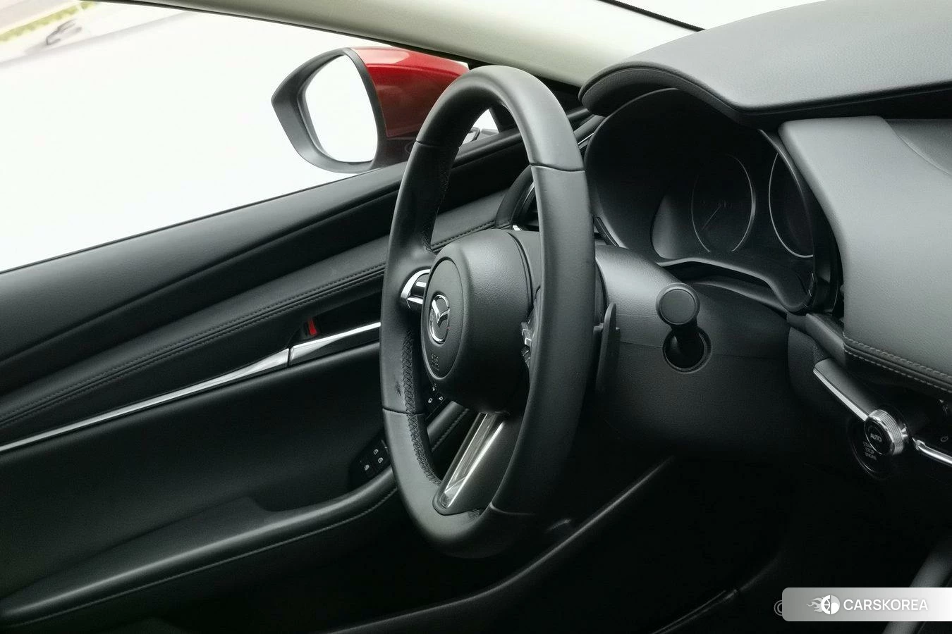 Mazda 3 2023 Красный из Китая, фото 6